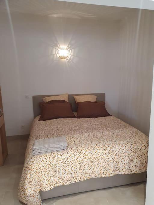 Apartment 30 M De La